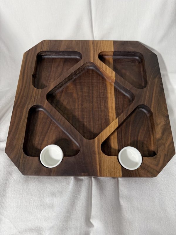 5-section chip and dip dish